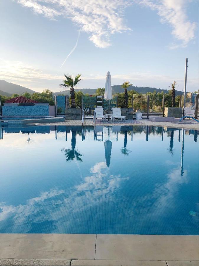 Hotel Palmera Sarti Exteriér fotografie